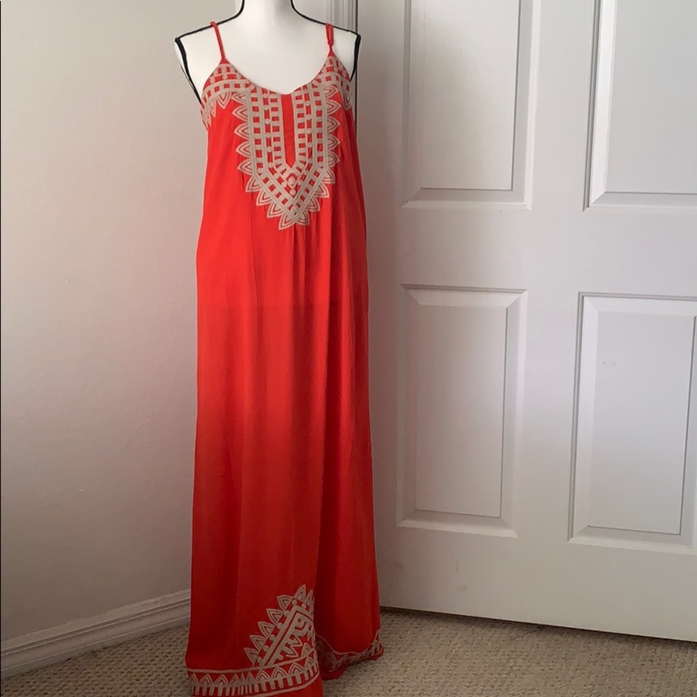 👗✨ Orange & Tan Embroidered Maxi Dress - Size M